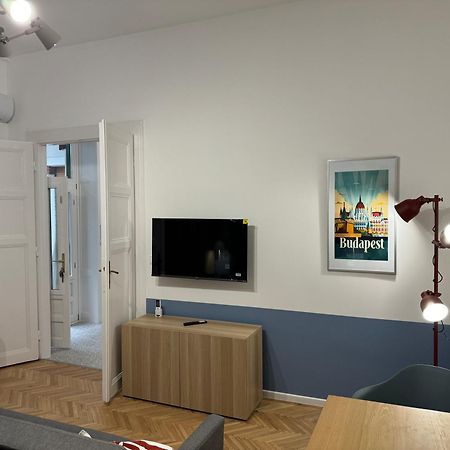 Designer Downtown Apartment Budapest Exterior photo